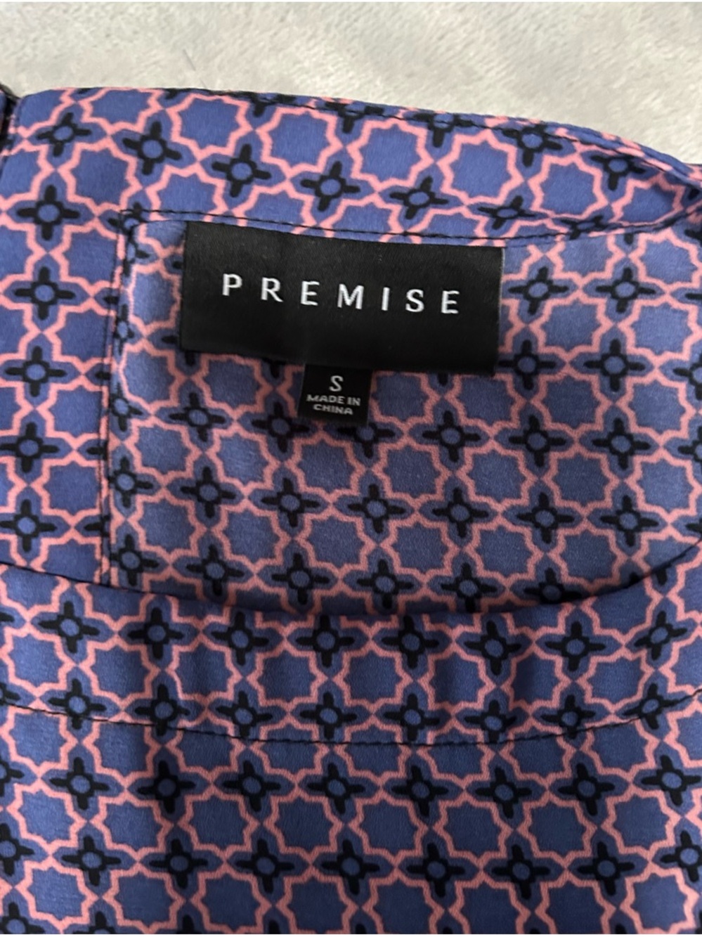 Blouse - Picture 3 of 3